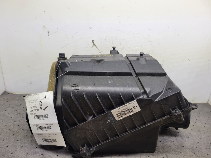 Air Cleaner Fits 17-20 ESCALADE 1721966