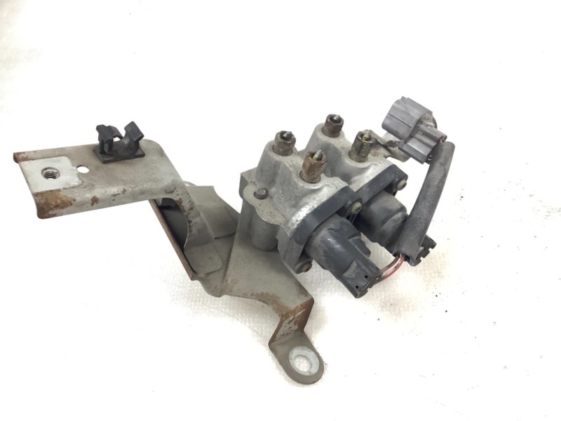 01-06 Insight CVT Valve Assy CAS Creep Aid System Modulator Bracket Used OEM