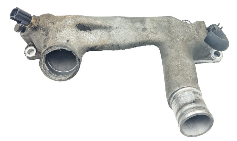 2001-2006 Lexus LS430 Coolant Passageway OEM