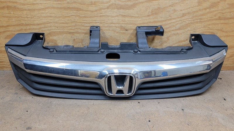 2012-13 HONDA CIVIC SEDAN 4DR FRONT BUMPER GRILLE W/CHROME TRIM71121-TR0-A0-20