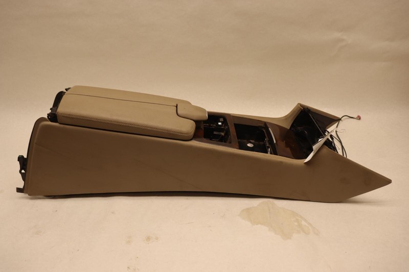 2012-2018 MERCEDES CLS550 W218 FRONT CENTER CONSOLE COMPARTMENT W/ ARMREST OEM