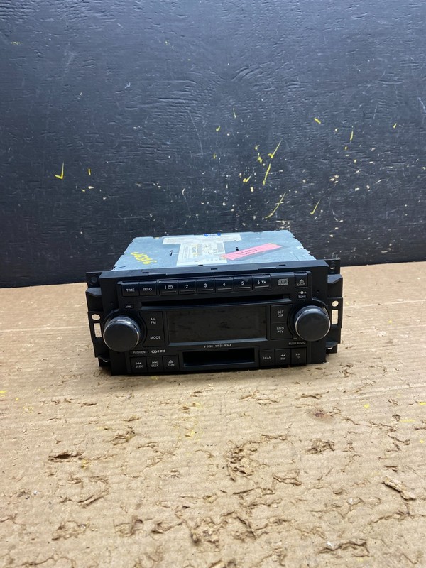 2005 2008 Jeep Dodge Chrysler Screen Display CD Player Satellite Radio W6376 DG