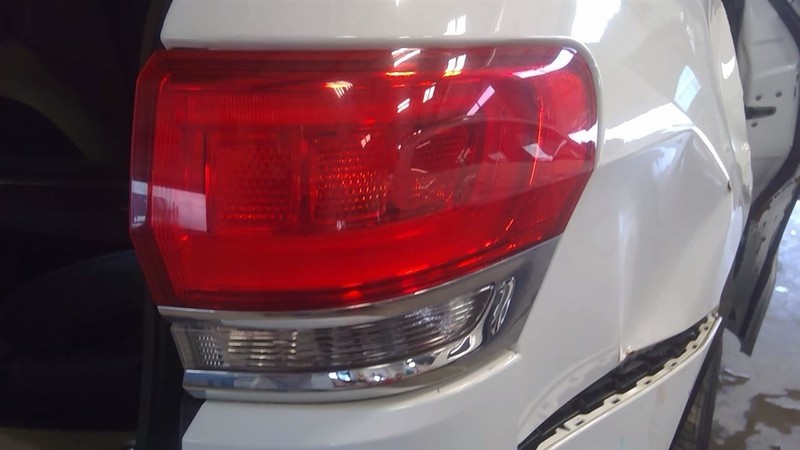 Passenger Tail Light Wk Body VIN E Or F Fits 15-21 GRAND CHEROKEE 3561127