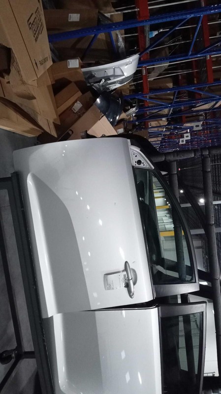 2016 Kia Sportage Left Door Silver 4DR SUV with Dents OEM Part 243553