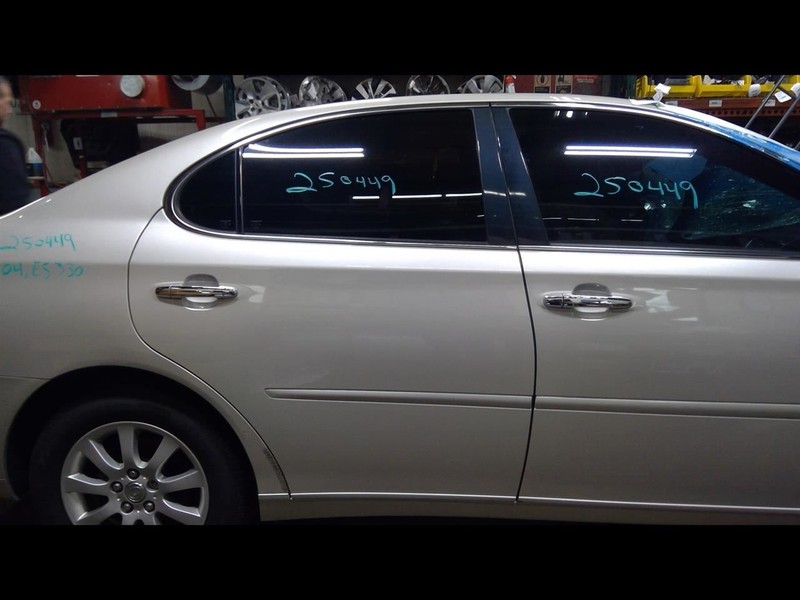 Passenger Right Rear Side Door Fits 04-06 LEXUS ES330 1690817