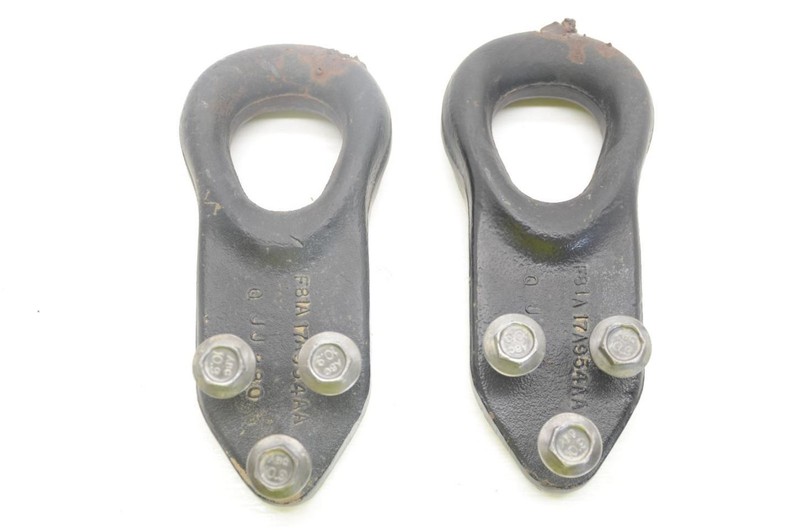 00-05 EXCURSION Pair of Front Tow Hooks 17A954AA