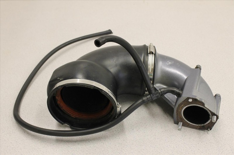1995 YAMAHA WAVE VENTURE 700 EXHAUST PIPE EXPANSION CHAMBER ELBOW OEM 95