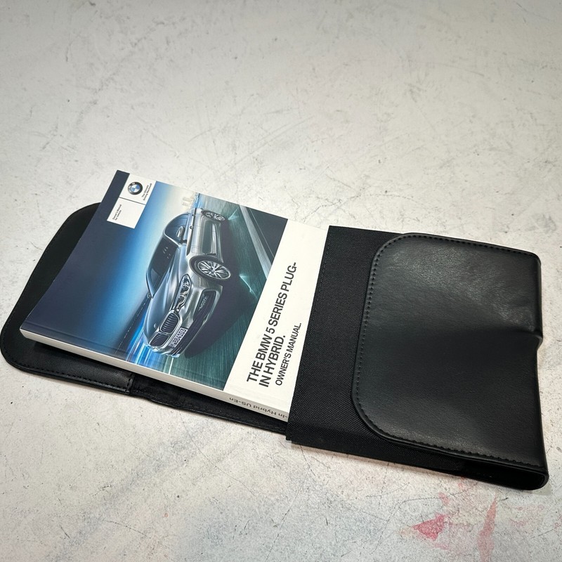 2018 BMW 530e xDrive OWNER OWNERS OPERATORS MANUAL USER GUIDE BOOK OEM