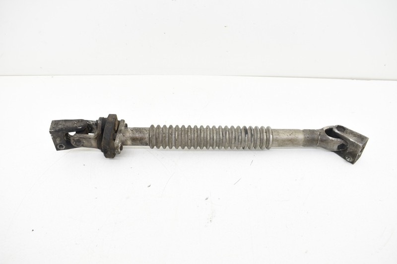 2002 BMW Z3 POWER STEERING COLUMN TO RACK LINKAGE U JOINT SHAFT OEM KW52