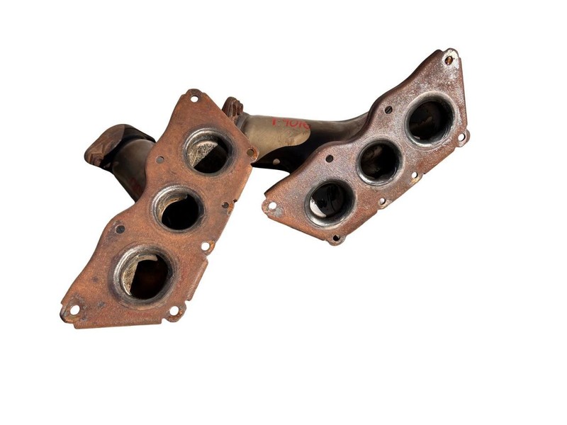 12-16 MERCEDES E-CLASS C-CLASS LEFT EXHAUST MANIFOLD 24325