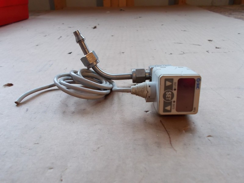 SMC ISE50-T2-621 Digital Pressure Switch *FREE SHIPPING*