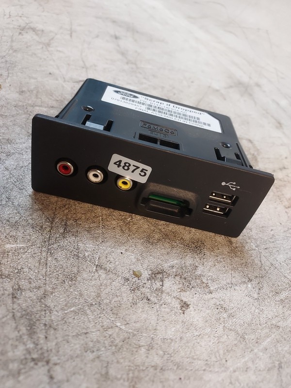 13-18 FORD C-MAX CENTER CONSOLE MEDIA INTERFACE CONTROL COMPUTER MODULE OEM