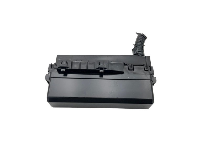 2017-2020 Nissan Pathfinder Engine Fuse Relay Box Fusebox