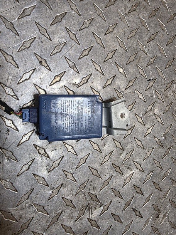89670-42021 Toyota Tire Pressure Monitor