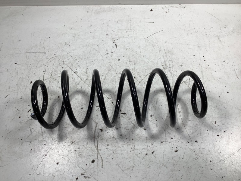 17-20 Honda Fit EX Rear Spring 52441-T5R-A51 OEM (NEW)