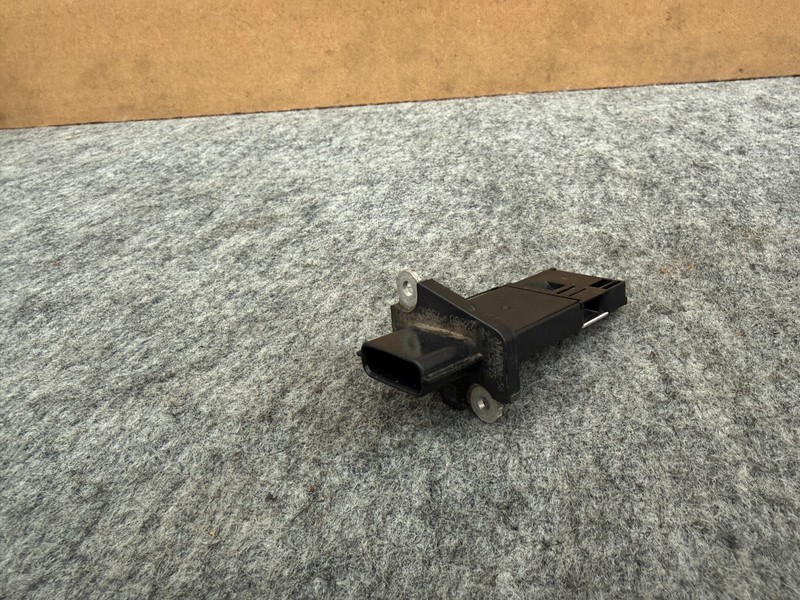 INFINITI QX56 QX80 2011-2017 OEM MASS AIR FLOW METER SENSOR ASSEMBLY
