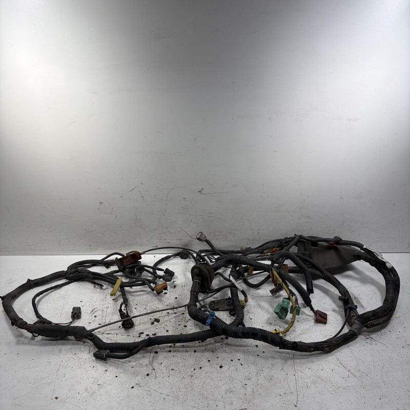 07-08 Honda Fit Base AT Engine Room Wire Harness & Fuse Box 32200-SLN-A10 OEM
