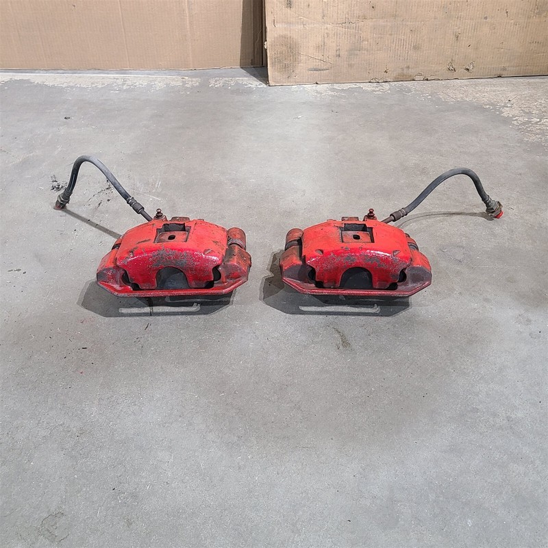 94-95 Mustang Gt Front Brake Calipers Lh Rh Set Aa7477