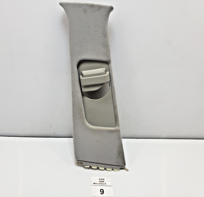 ✅ 03-09 OEM Mercedes W211 E350 Left Driver Center B Pillar Trim Cover 31k NOTE*