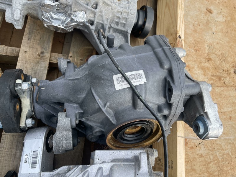 14-17 MERCEDES S550 W222 RWD REAR CARRIER DIFFERENTIAL CASE 62K MILES