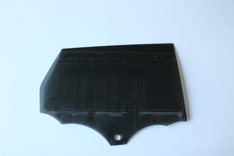 12-19 Range Rover Evoque L538 4DR Rear Right Passenger Door Window Glass OEM