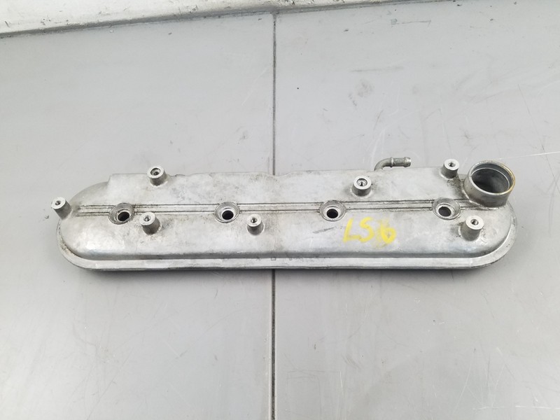 Corvette C5 LS6 Right Valve Cover #8000 Q8-2