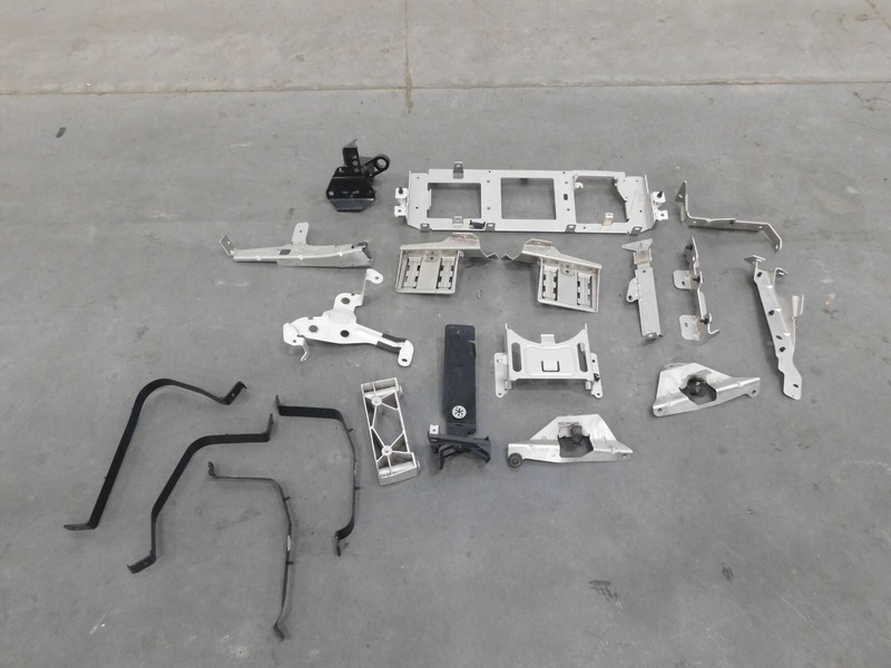 2017 17 18 19 20 Audi R8 V10 Plus Assorted Metal Brackets #3300 Q1