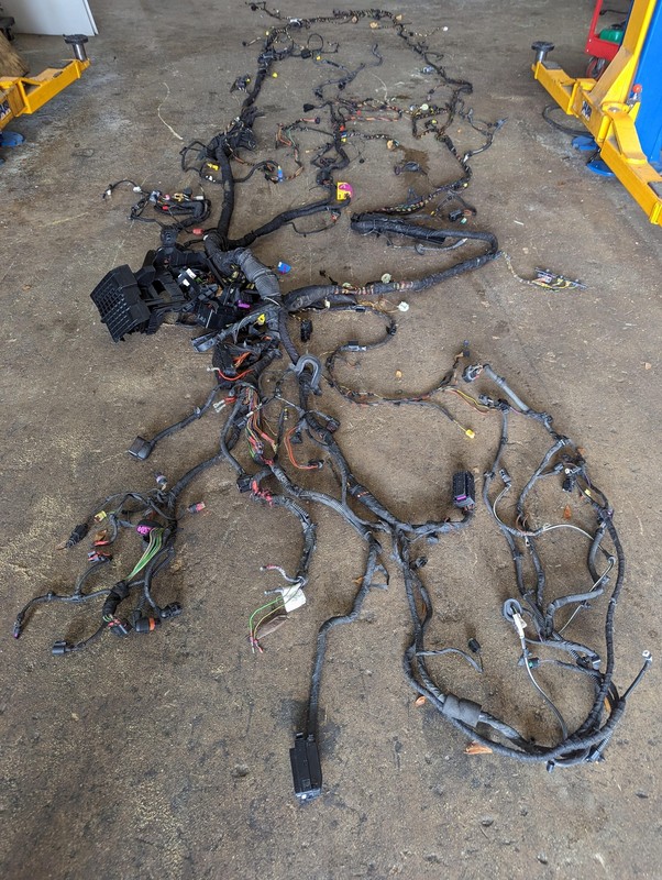 Body Floor Wiring Harness 2018 Audi Q3 2015 2016 2017 X