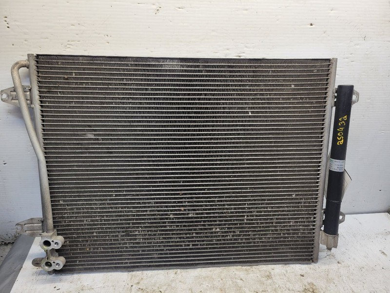 AC Condenser Fits 12-15 PASSAT 1686374