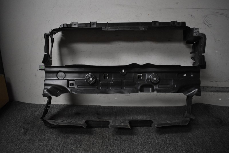 2021-2023 BMW 440I BASE AIR DUCT FACTORY OEM