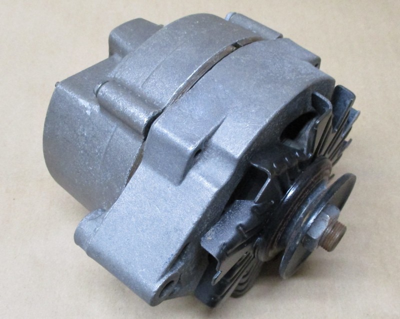 REMANUFACTURED DELCO REMY ALTERNATOR WITH PULLEY 7102 FITS *SEE DESCRIPTION*