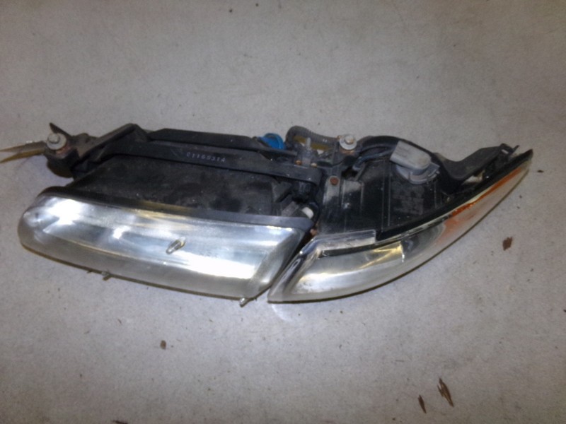 1998 Grand Prix Driver's Side Head Light 01169314 08-332-1565L-B