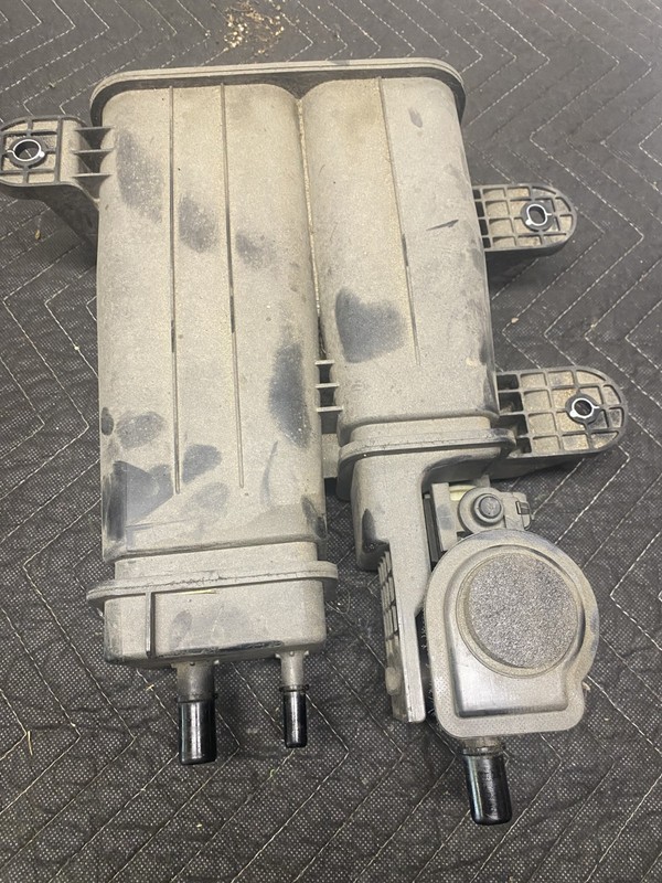 2017 Kia Sorento LX Charcoal Canister OEM