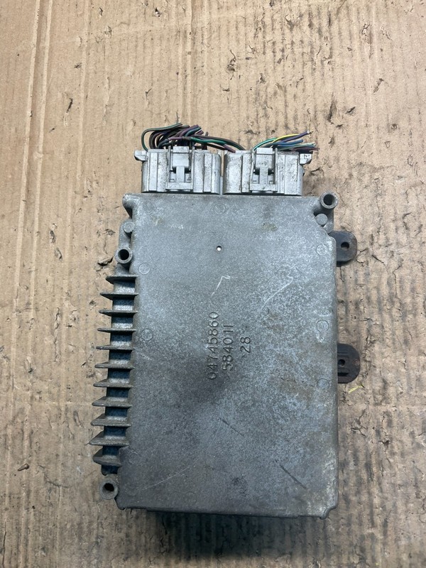 2001 Dodge Caravan Engine Computer Control ECM ECU P05127669AA s4921 DG