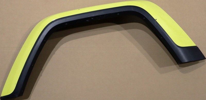 20-25 Jeep Gladiator JT Fender Flare 6QB15WJFAD Rear Left YELLOW OEM Factory