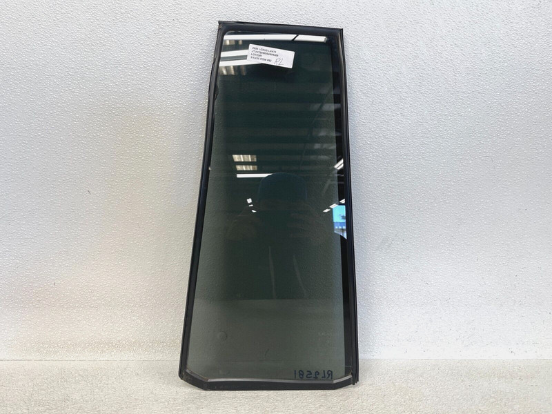 ⭐1998-2007 LEXUS LX470 REAR LEFT DRIVERS DOOR VENT WINDOW GLASS OEM LOT2581