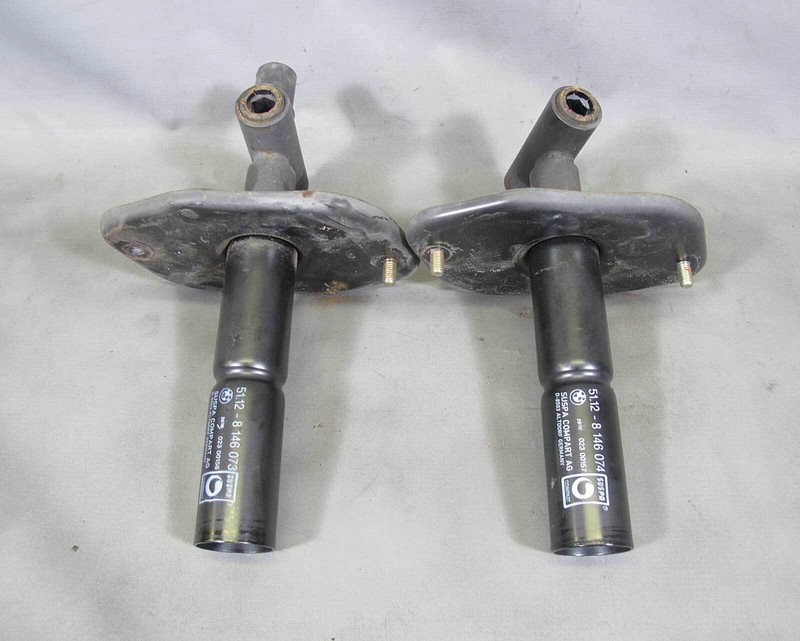 BMW E36 318ti Compact Hatch Factory Rear Bumper Mounting Shock Absorber Pair OEM