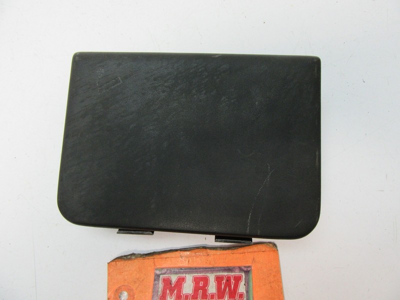SAAB 9000 ASH TRAY ASHTRAY REAR CENTER CONSOLE BACK SEAT COIN BIN TRAY POCKET