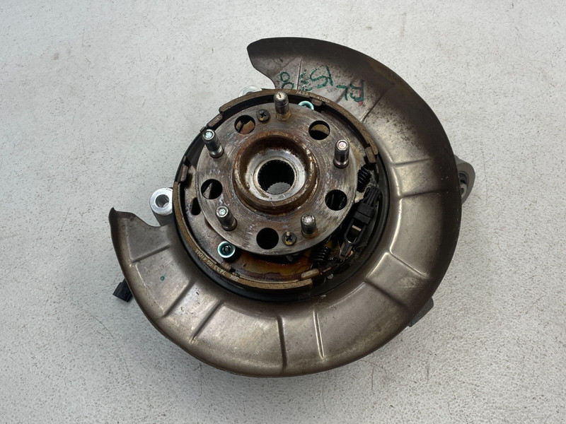 15 16 17 Hyundai Genesis G80 Rear Left Driver Spindle Knuckle Hub RWD 1538 OEM