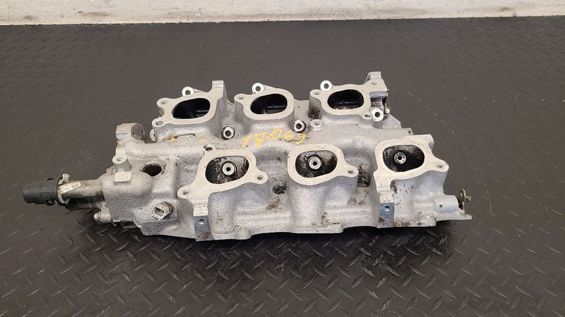 99-03 Ford Windstar 3.8L Lower Intake Manifold 6-232 OEM XF2Z-9424-DA