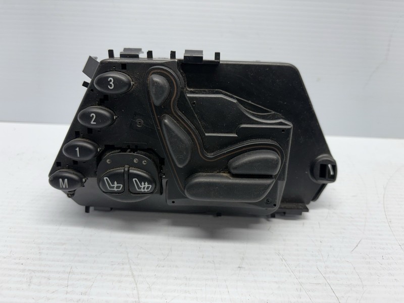 MERCEDES-BENZ W220 S430 S500 LEFT DRIVER SEAT SWITCH CONTROL MEMORY 2208212579