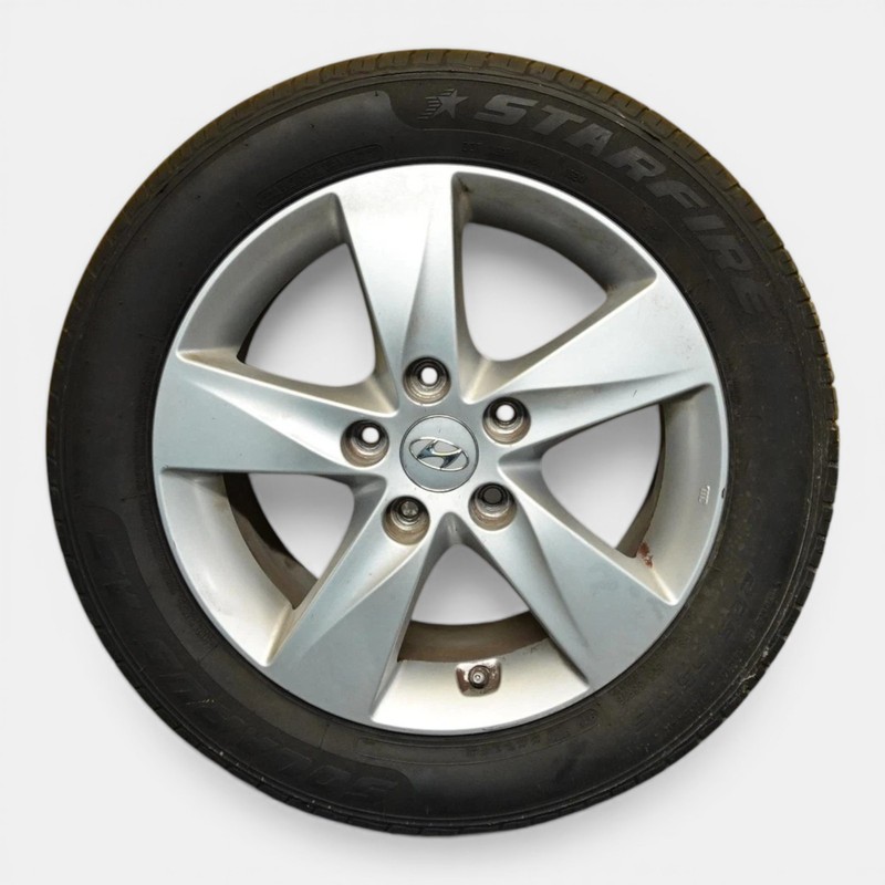2016 Hyundai Elantra R16 WheelAlloy Rim W/tire OEM