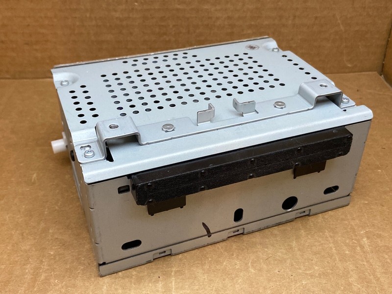 11 12 13 Ford Fiesta AM FM CD MP3 Radio Receiver Module AE8T-19C107-AK