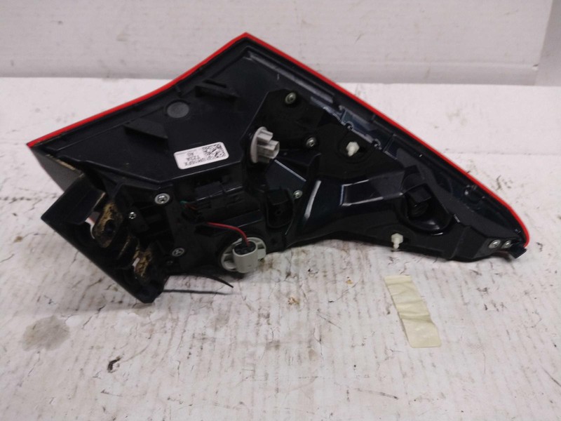 Used Right Tail Light Assembly fits: 2017 Acura Tlx quarter panel mounted Right