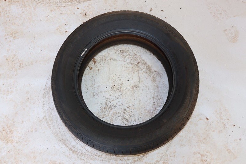 TIRE BRIDGESTONE DUELER H/P 225/60 R18 100V 5.77/32 NDS