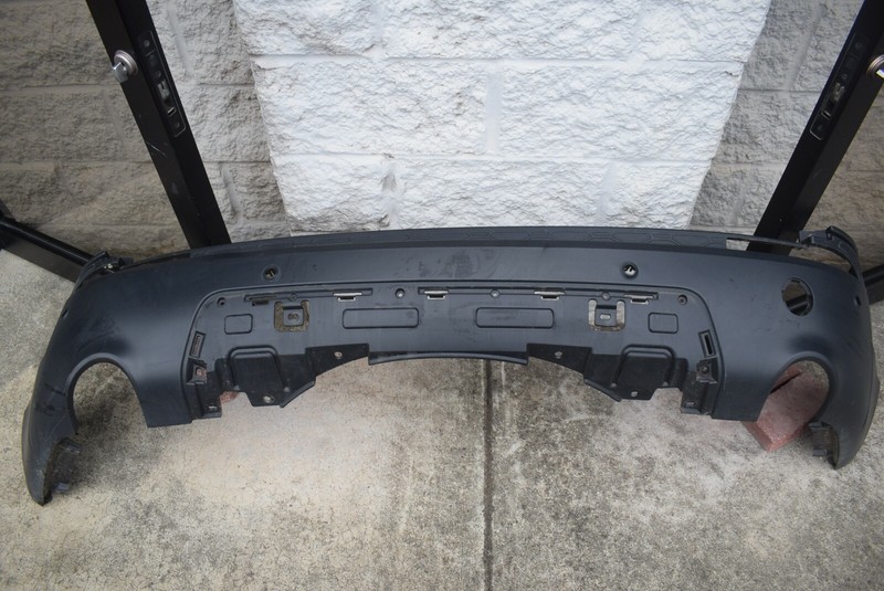 2015-2018 LAND ROVER DISCOVERY REAR BUMPER LOWER DIFFUSER FACTORY OEM