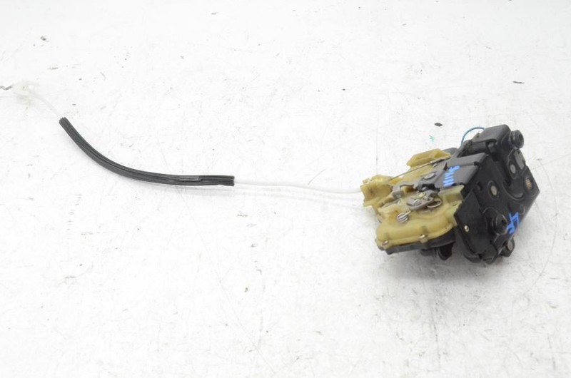 1997-2004 Porsche Boxster S Driver Left Front Door Lock Actuator