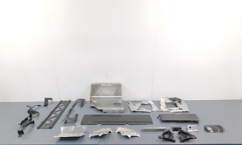 2014 12 - 18 Aston Martin V12 Assorted Brackets #1697 L5