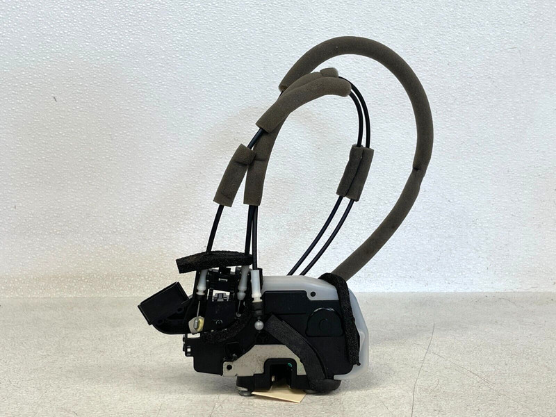 ⭐2017-2024 NISSAN TITAN REAR RIGHT PASS DOOR LOCK LATCH ACTUATOR OEM LOT2572