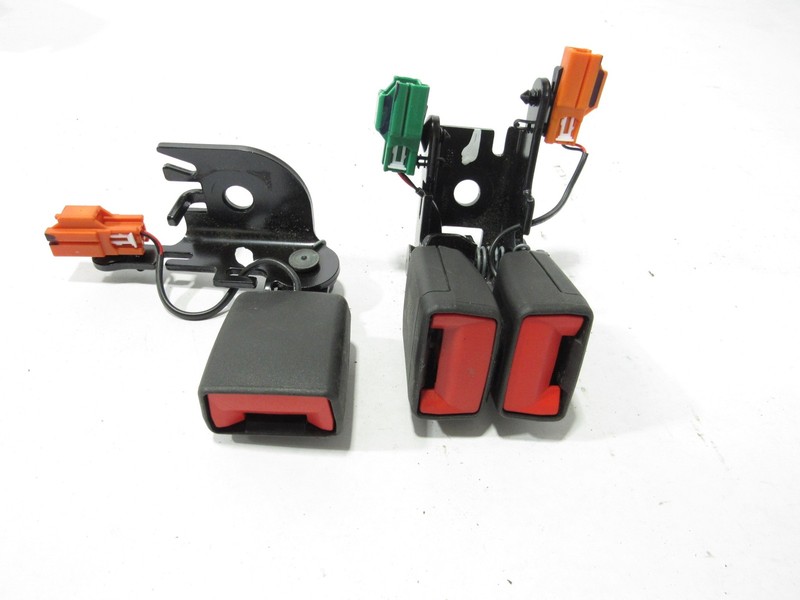 23-25 Polestar 2 2024 Rear Center Left Right Dual Seat Belt Buckle Set |:Y